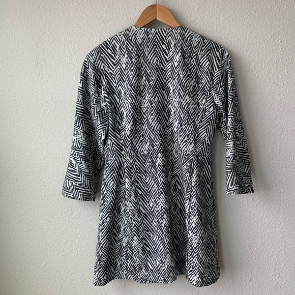 CAbi | Zig Zag Jacket Size S Style# 3034 - Picture 5 of 16